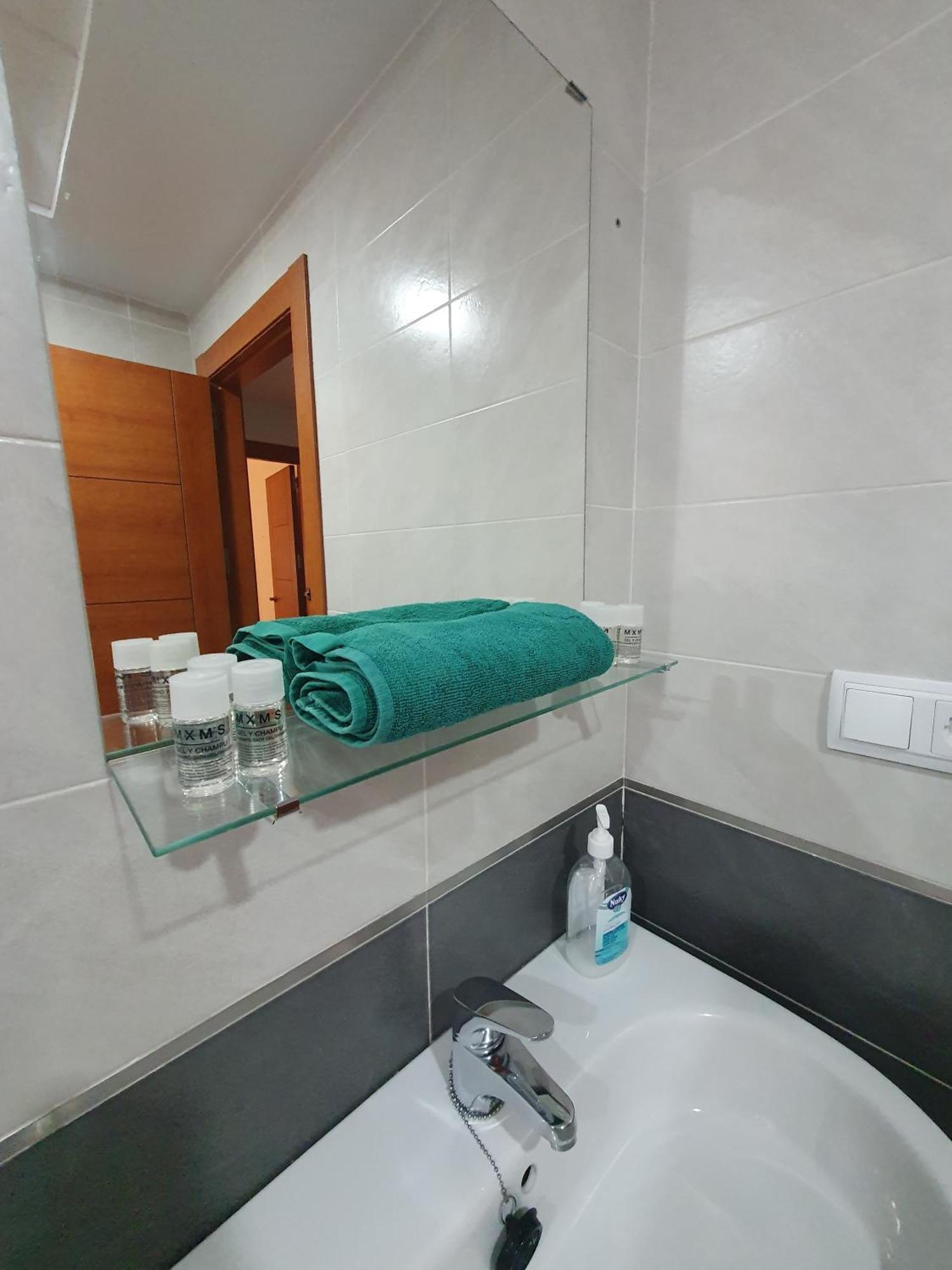 Apartmán Piso Centrico Con Garaje En Hellín Exteriér fotografie